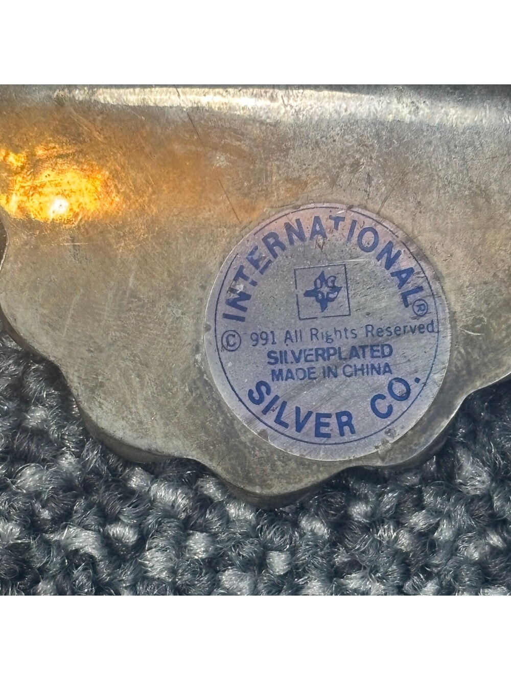 Vintage International Silver Co. Silverplated Shell Dish - Picture 3 of 8